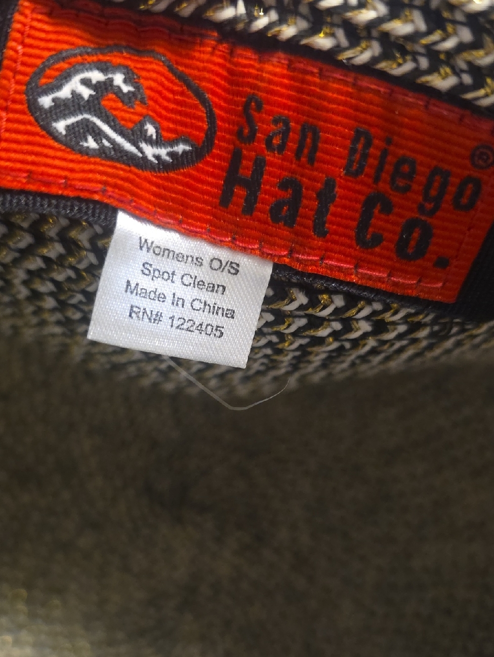 The Perfect Hat - Picture 2 of 4